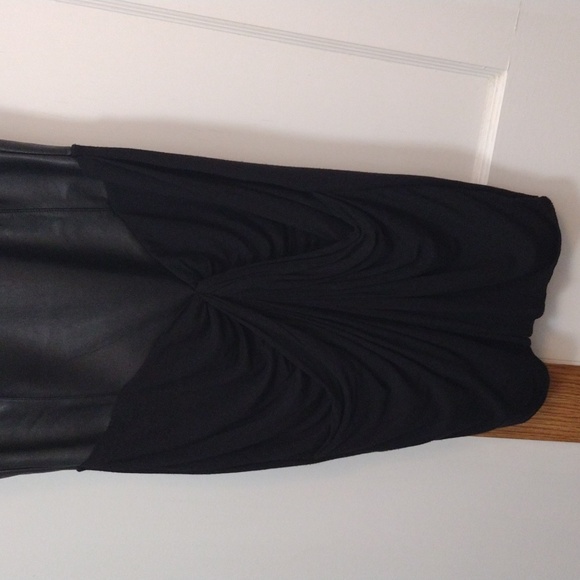 Little Black Dress Size 4 Revolve Vegan Leather Bailey 44 - Picture 8 of 15
